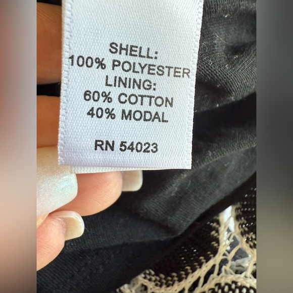 Banana Republic Black & White Geometric Lace Overlay Sheath Dress Sz 0 Sleeveles - Picture 5 of 10